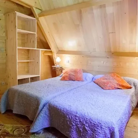 Chalet Accueillant A Avec Piscine Sarlat-la-Caneda